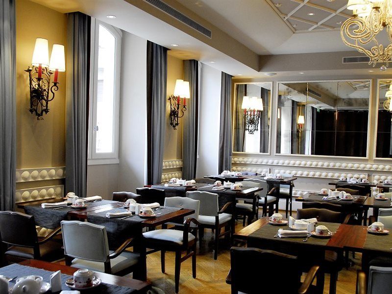 Apollinaire 4* Nice